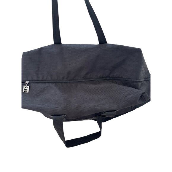 Georgio Armani Black Large Nylon & Leather Duffle Bag With Dual Handles & Adjust - Picture 5 of 14